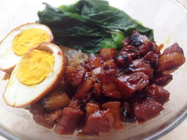 家常卤肉饭