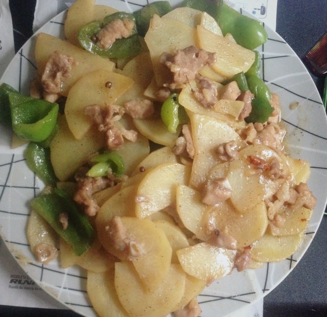 土豆青椒炒肉片