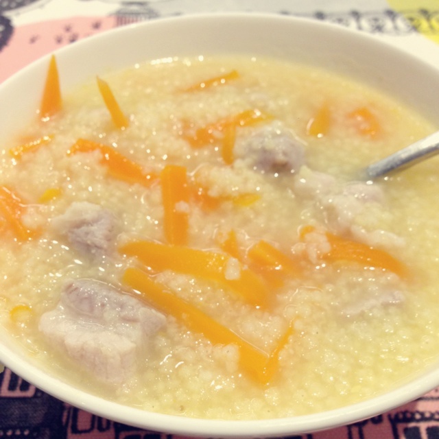 胡萝卜小米粥