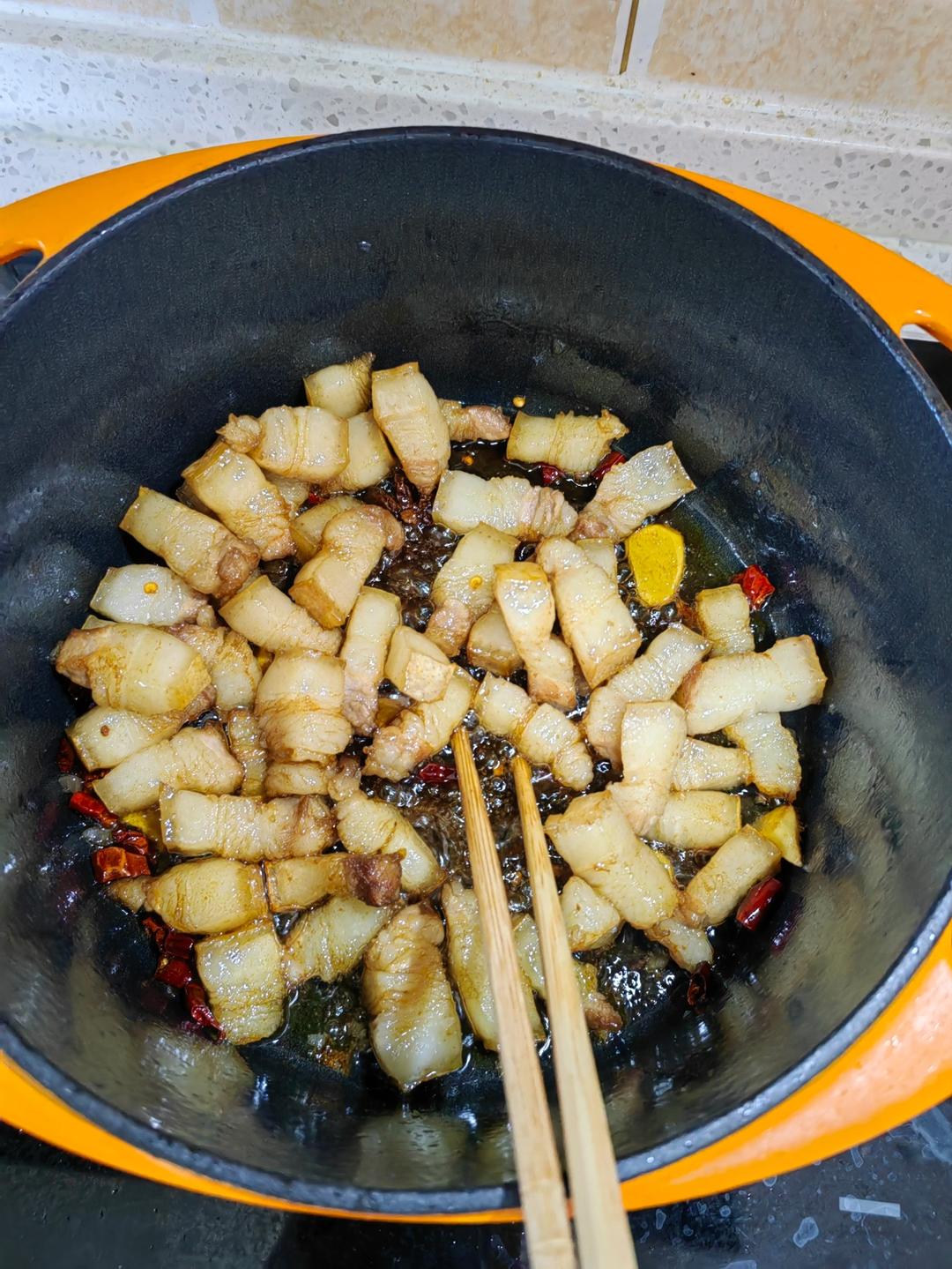 不焯水不放油的家常红烧肉