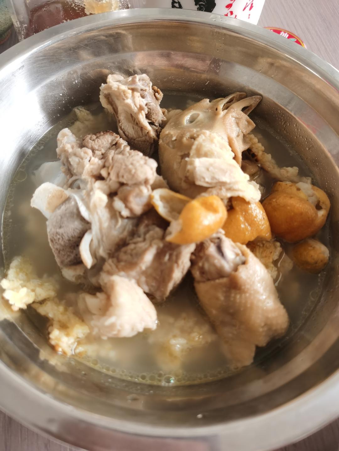 黄皮煲鸡汤