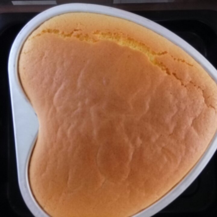 轻盈的十寸戚风蛋糕方子