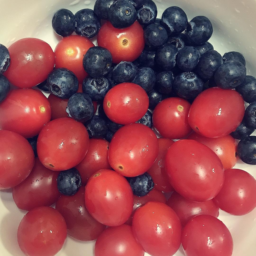 蕃茄蓝莓