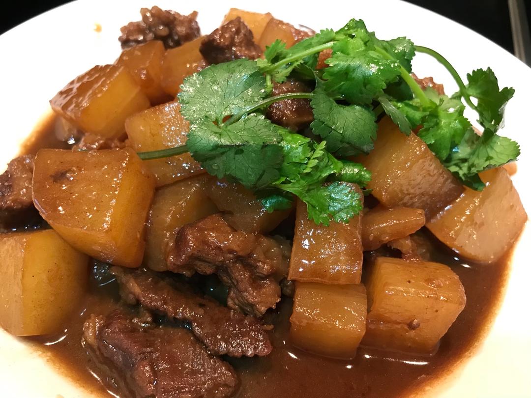 柱侯牛腩萝卜（广州面店的味道）