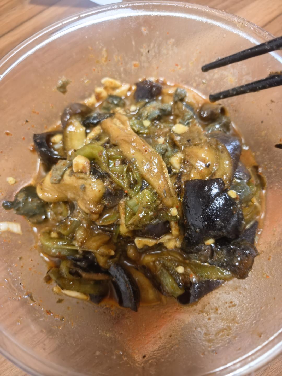 皮蛋擂茄子辣椒