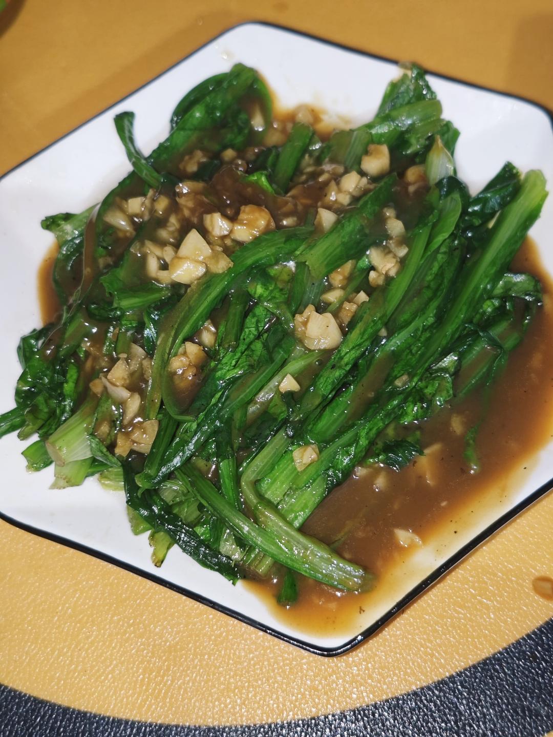 低卡美味，好吃不胖的蚝油娃娃菜