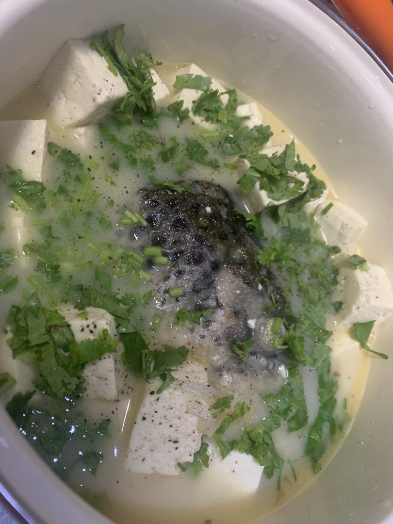 三文鱼头炖豆腐