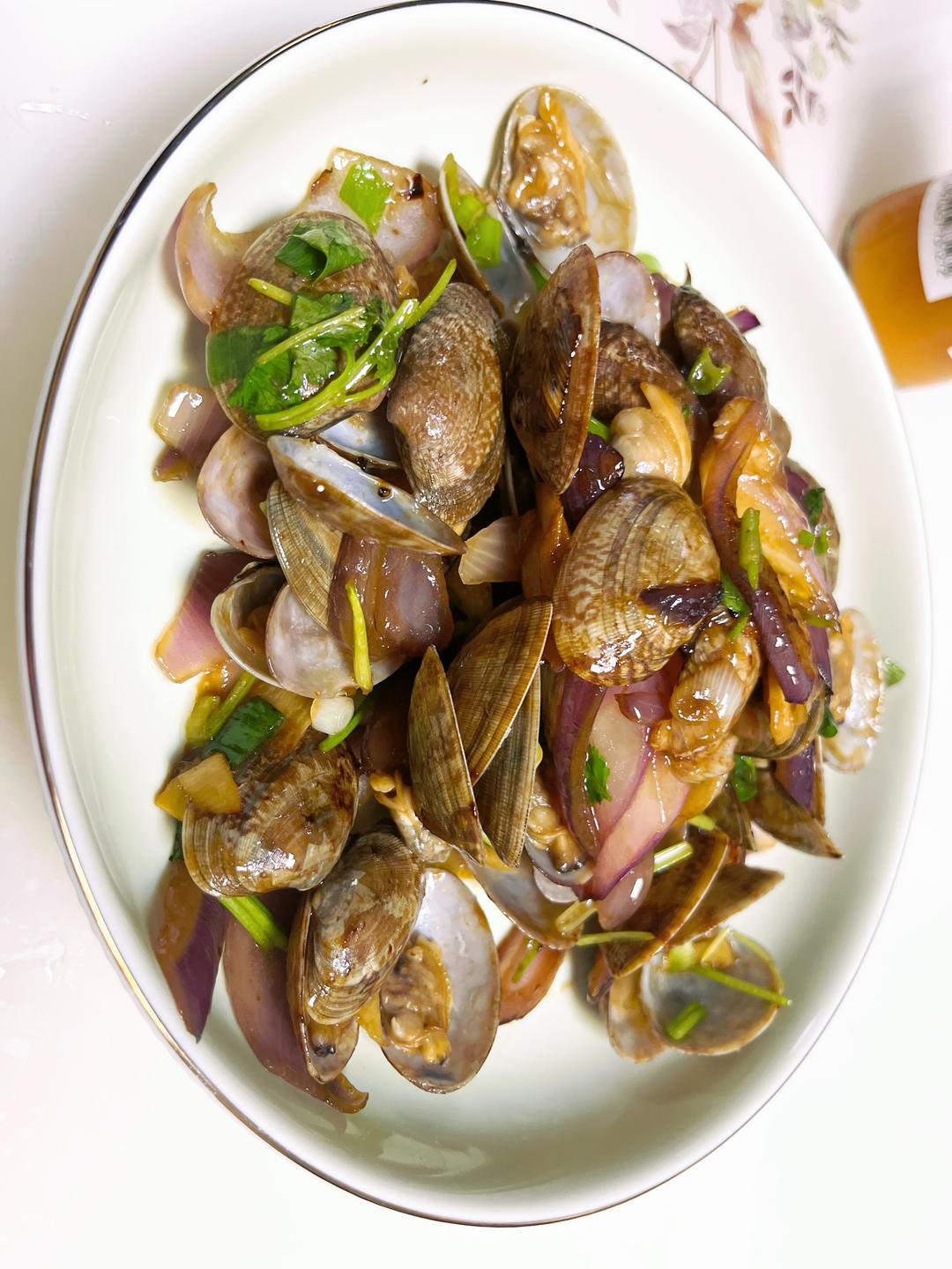 葱炒花蛤