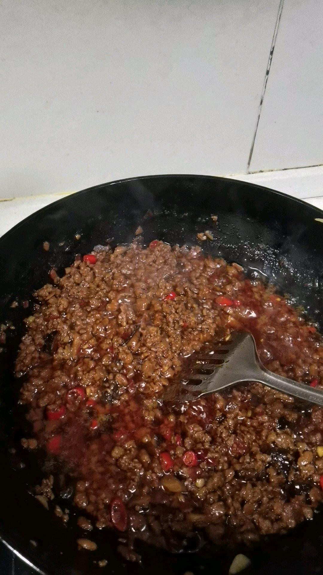 张师傅秘制牛肉酱