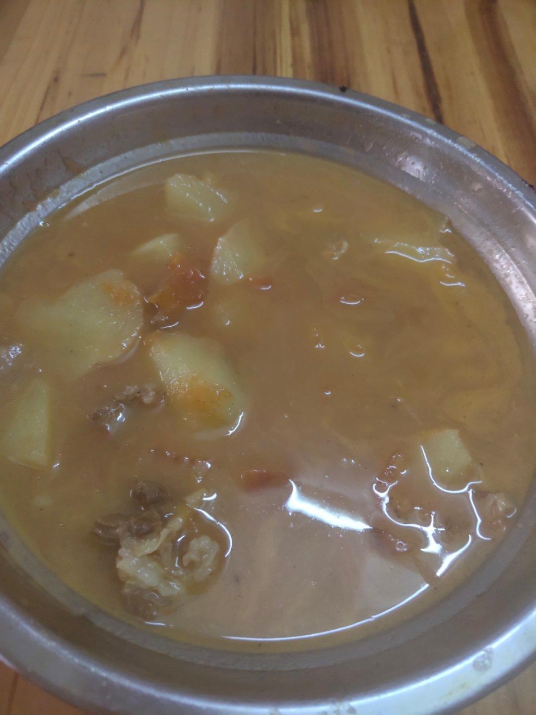 番茄土豆炖牛腩