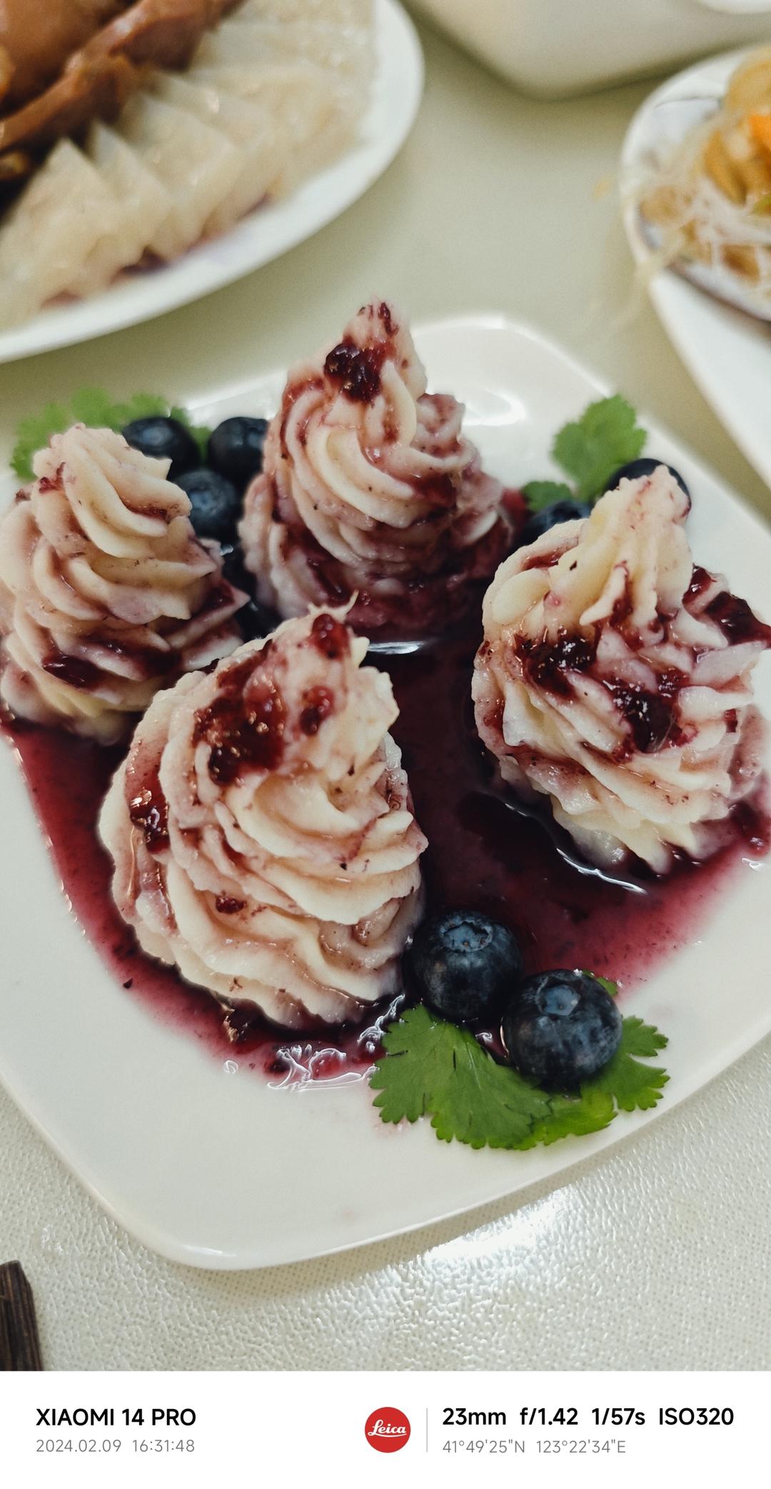 蓝莓山药，用的是焦作的铁棍山药