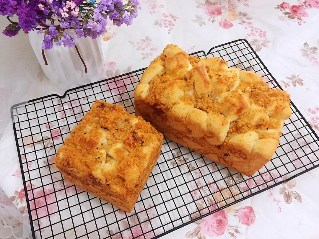 肉松手撕面包—超软会爆浆的面包哟