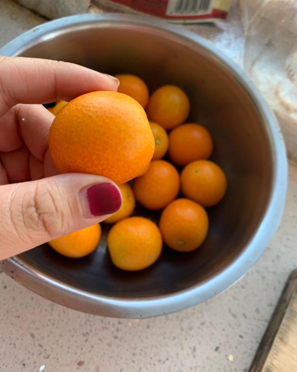 金桔酱润肺止咳化痰疗效好。金桔酱。