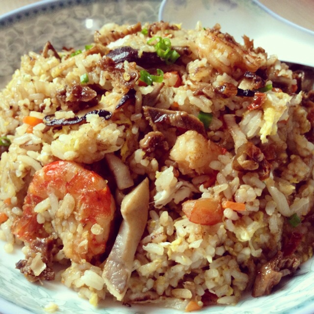 黄金虾仁炒饭