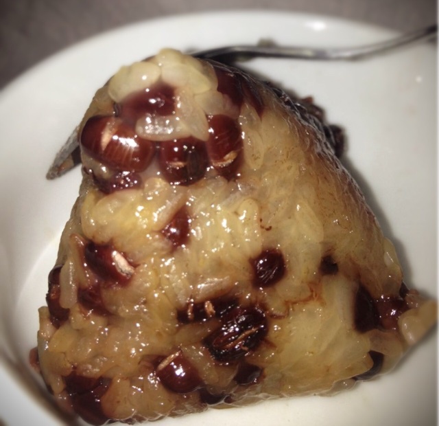 家有四主做的蜜豆粽