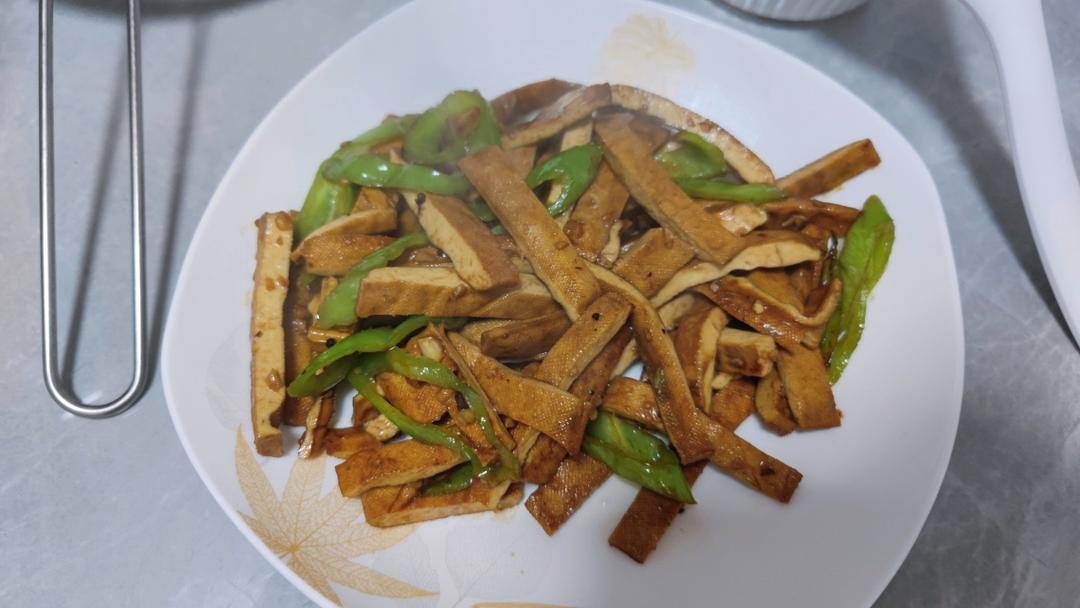 青椒炒豆干
