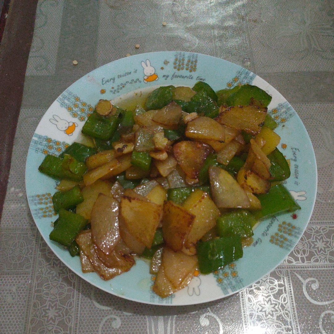 大辣椒炒土豆片