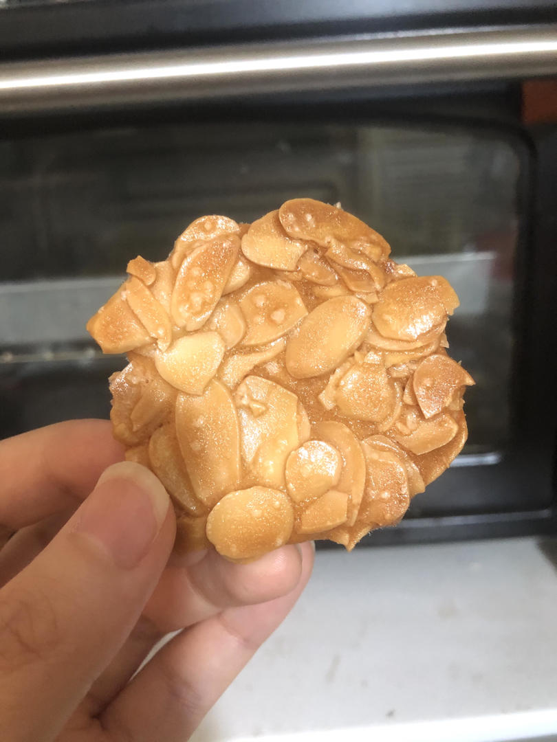 焦糖脆脆杏仁瓦片