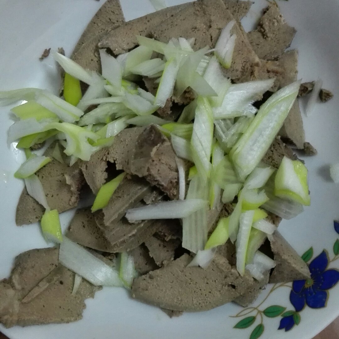 卤猪肝