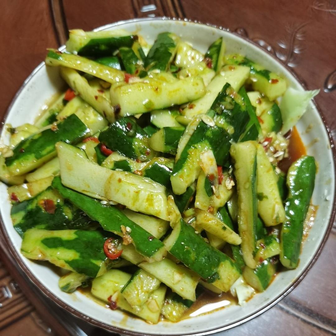 凉拌青瓜