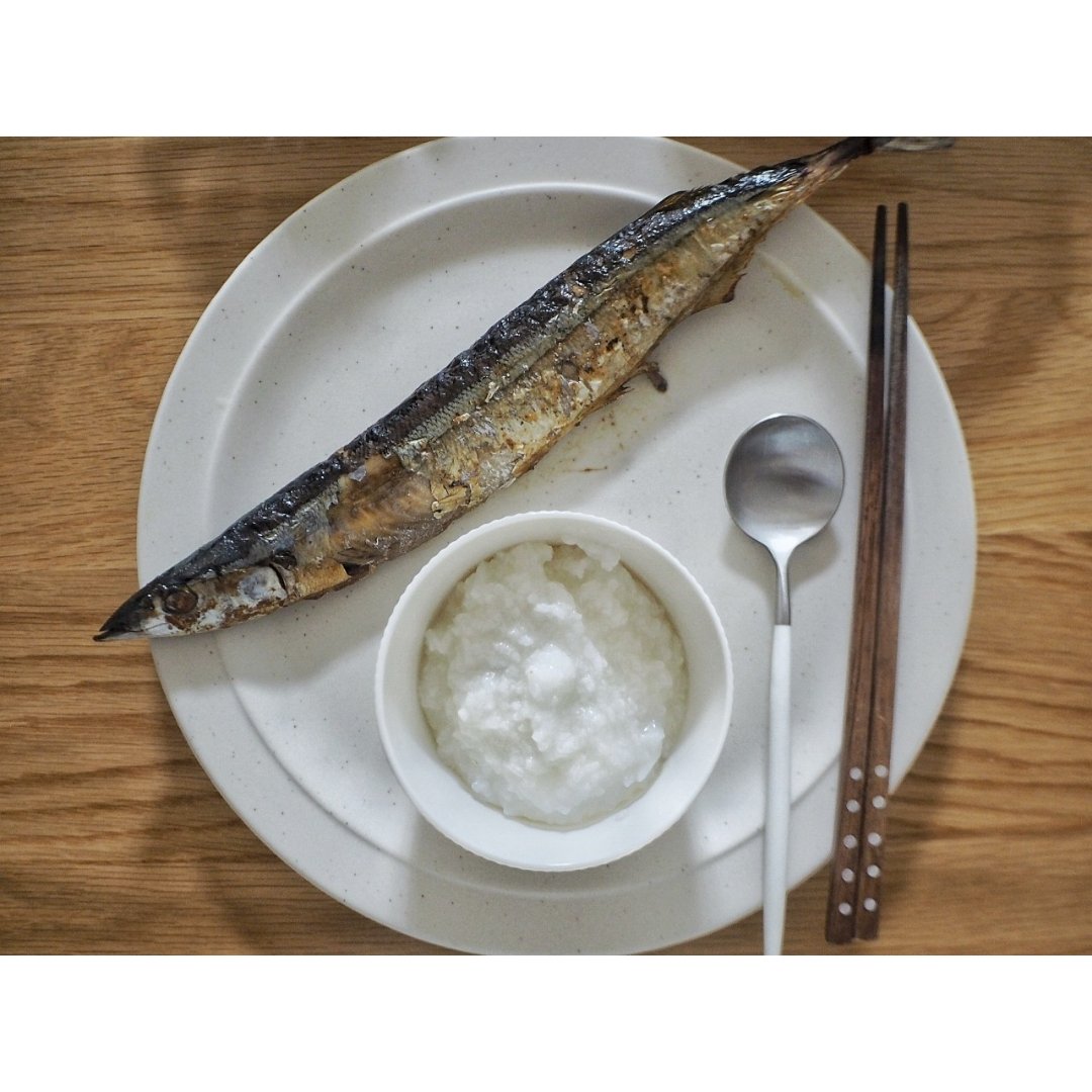 日本人教你做正宗料理之烤秋刀鱼
