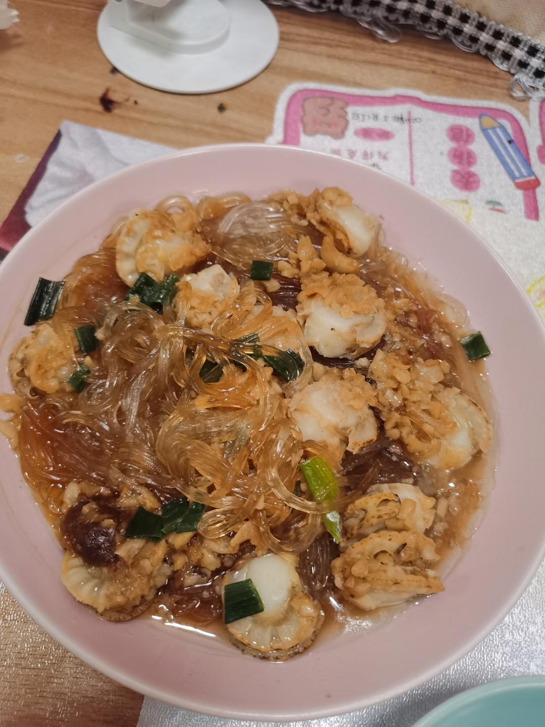 蒜蓉粉丝蒸扇贝