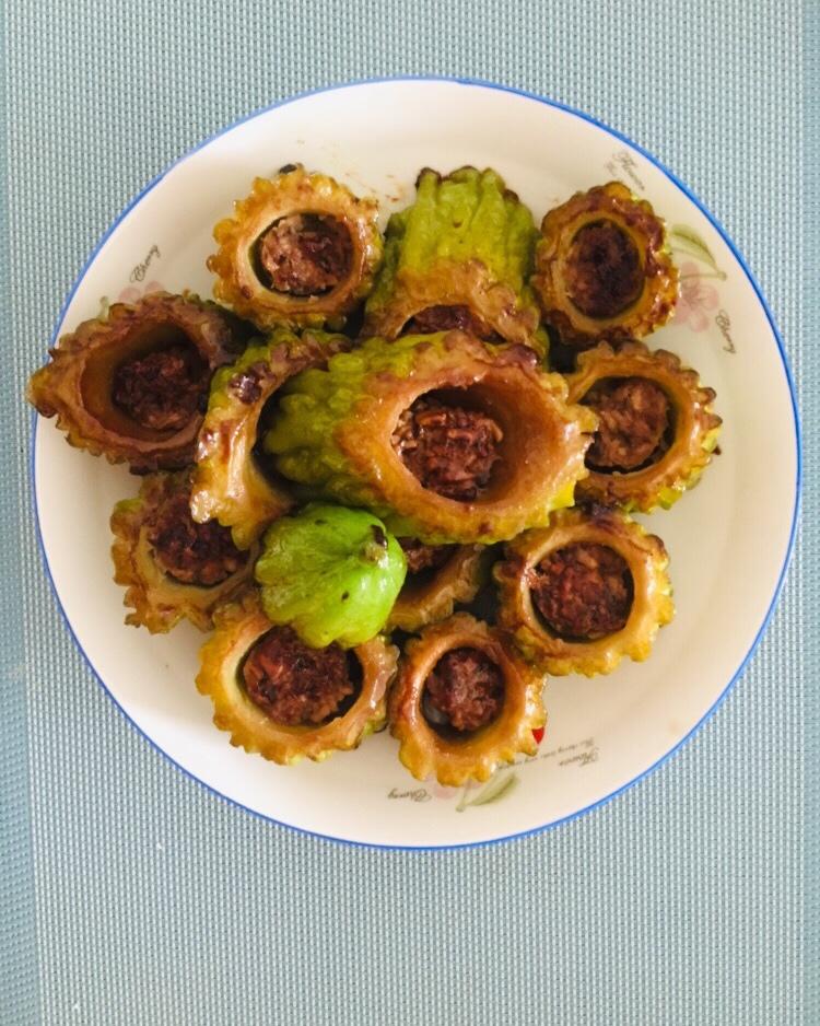 香煎苦瓜酿肉