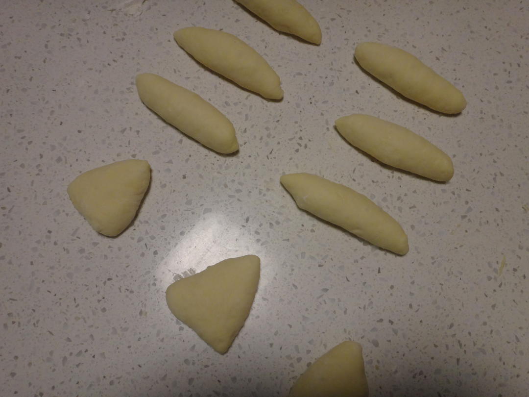 十三香小龙虾面包的做法 步骤12