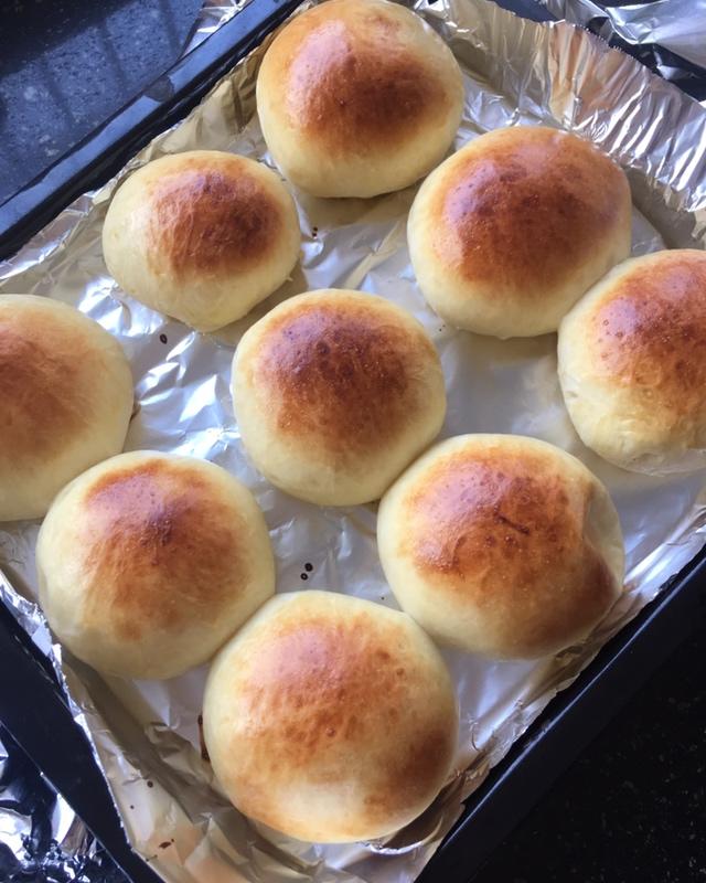 牛奶红豆小餐包