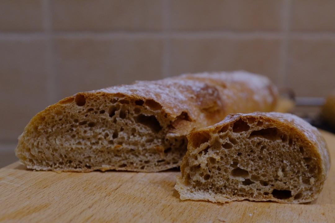 香脆健康的全麦法棍Whole Wheat Baguette