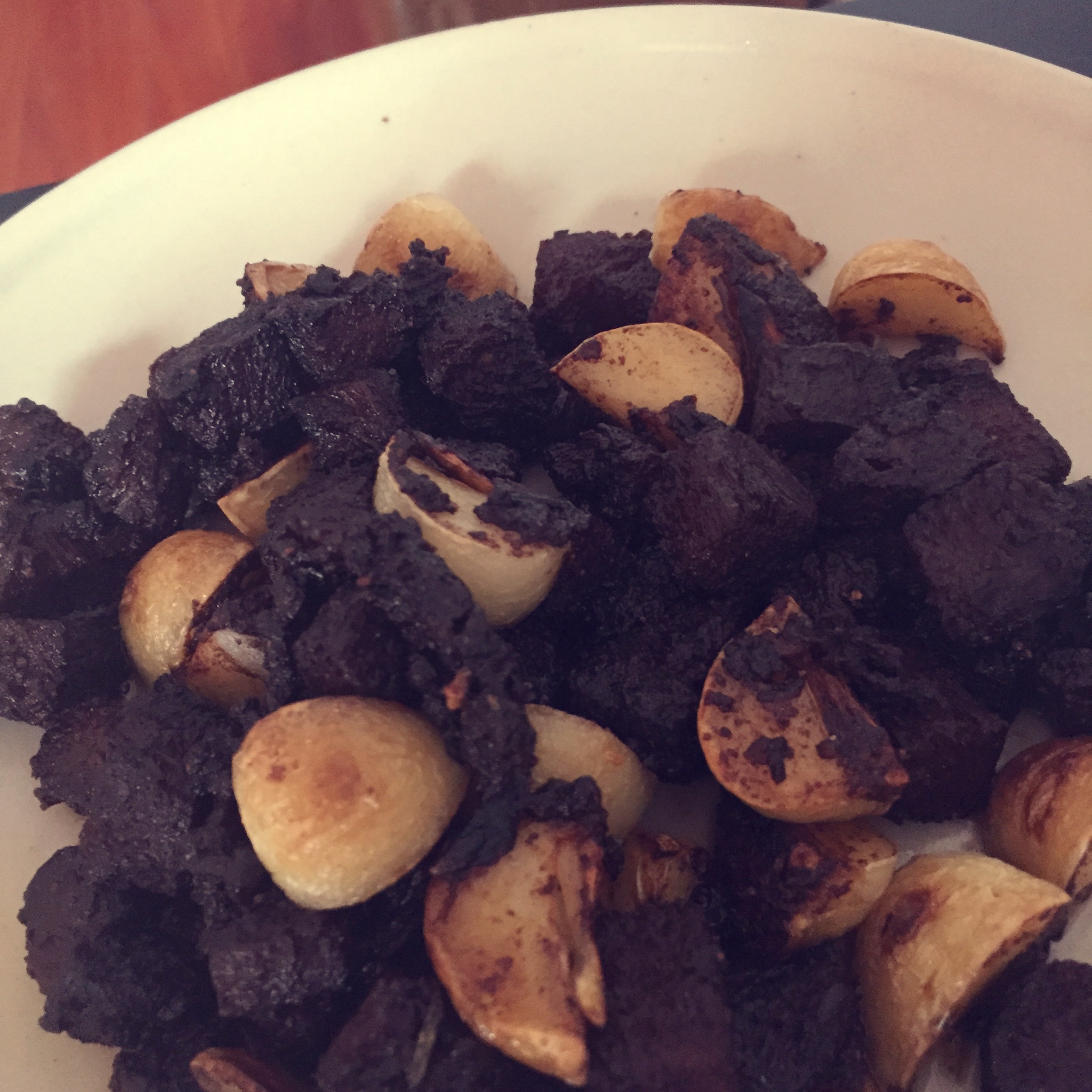 黑蒜子牛肉粒