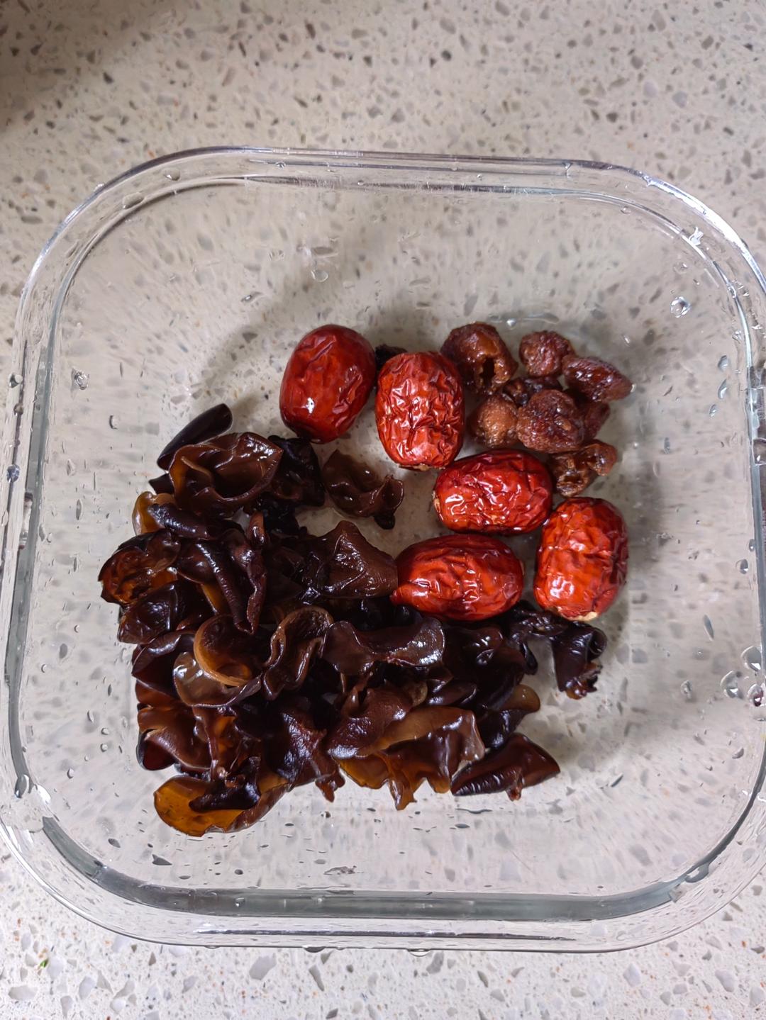 排骨马蹄薏仁汤【12月北鼎养生壶食谱】