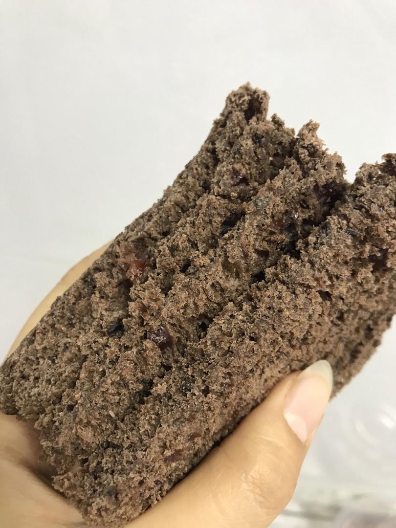 口感还不错的黑麦吐司（黑麦比例高）