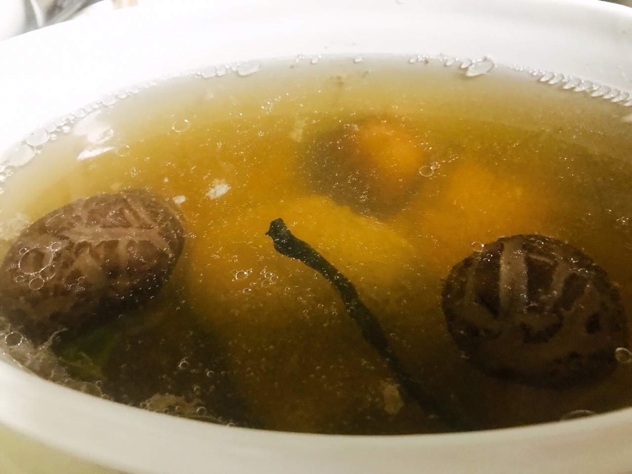 灵芝花菇排骨汤
