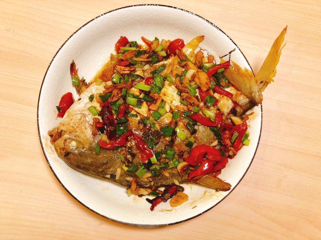 干烧金鲳鱼