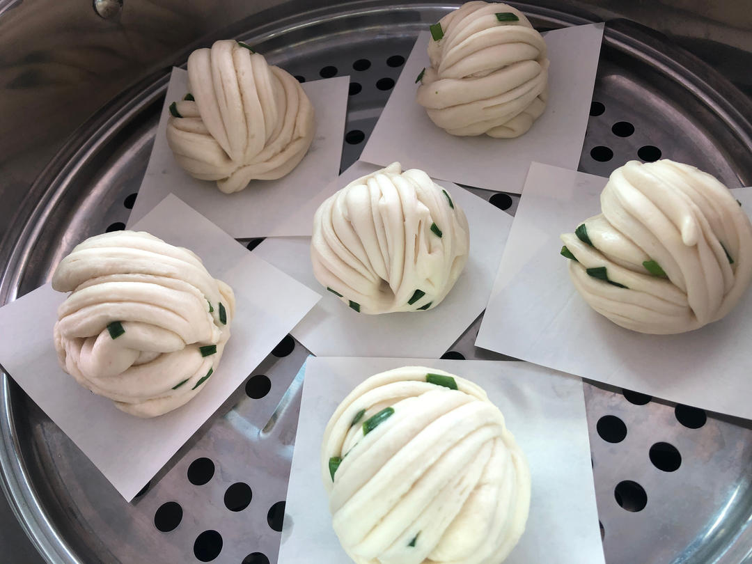 🌺椒盐葱香花卷🌺（操作简单，好吃又好看）