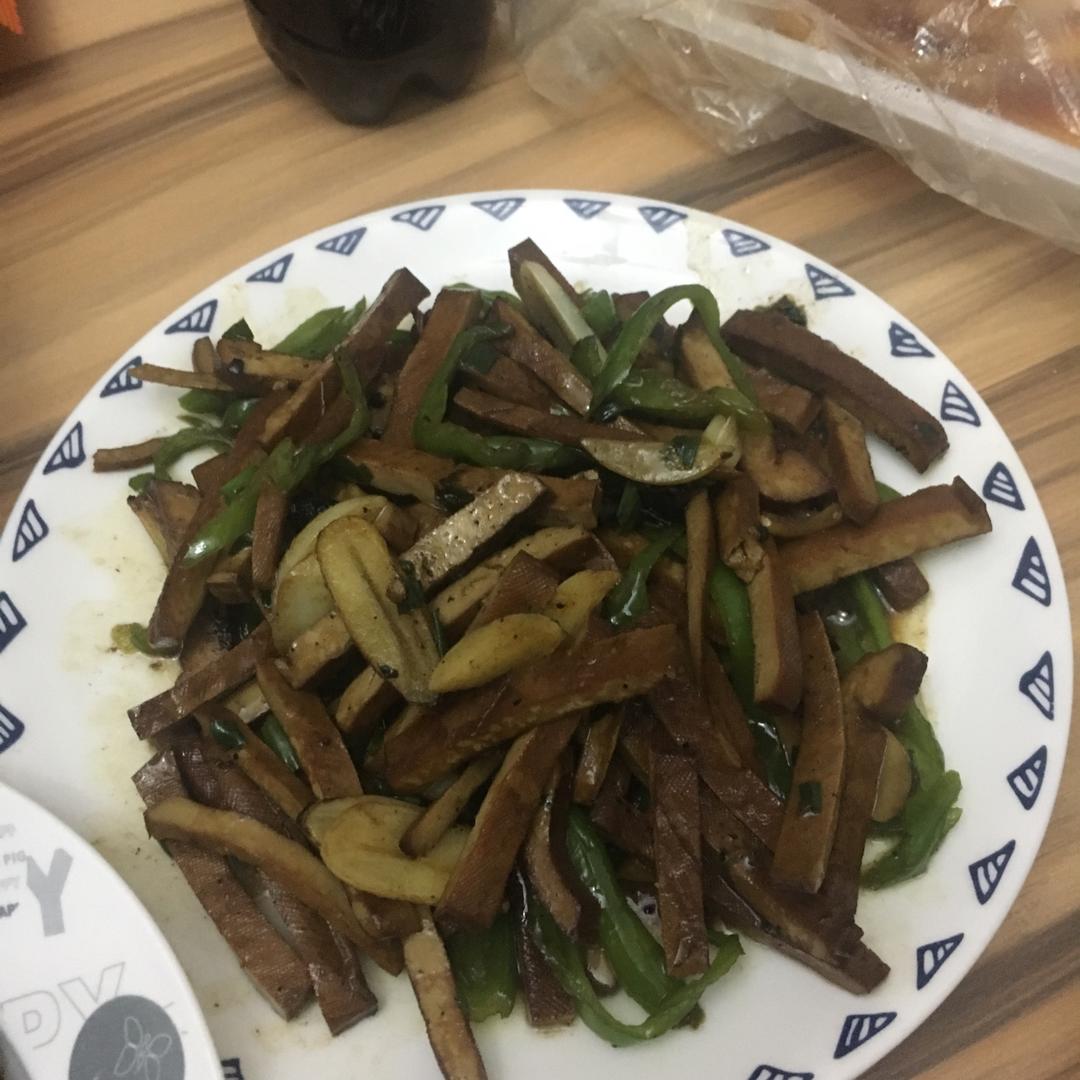 青椒炒香干
