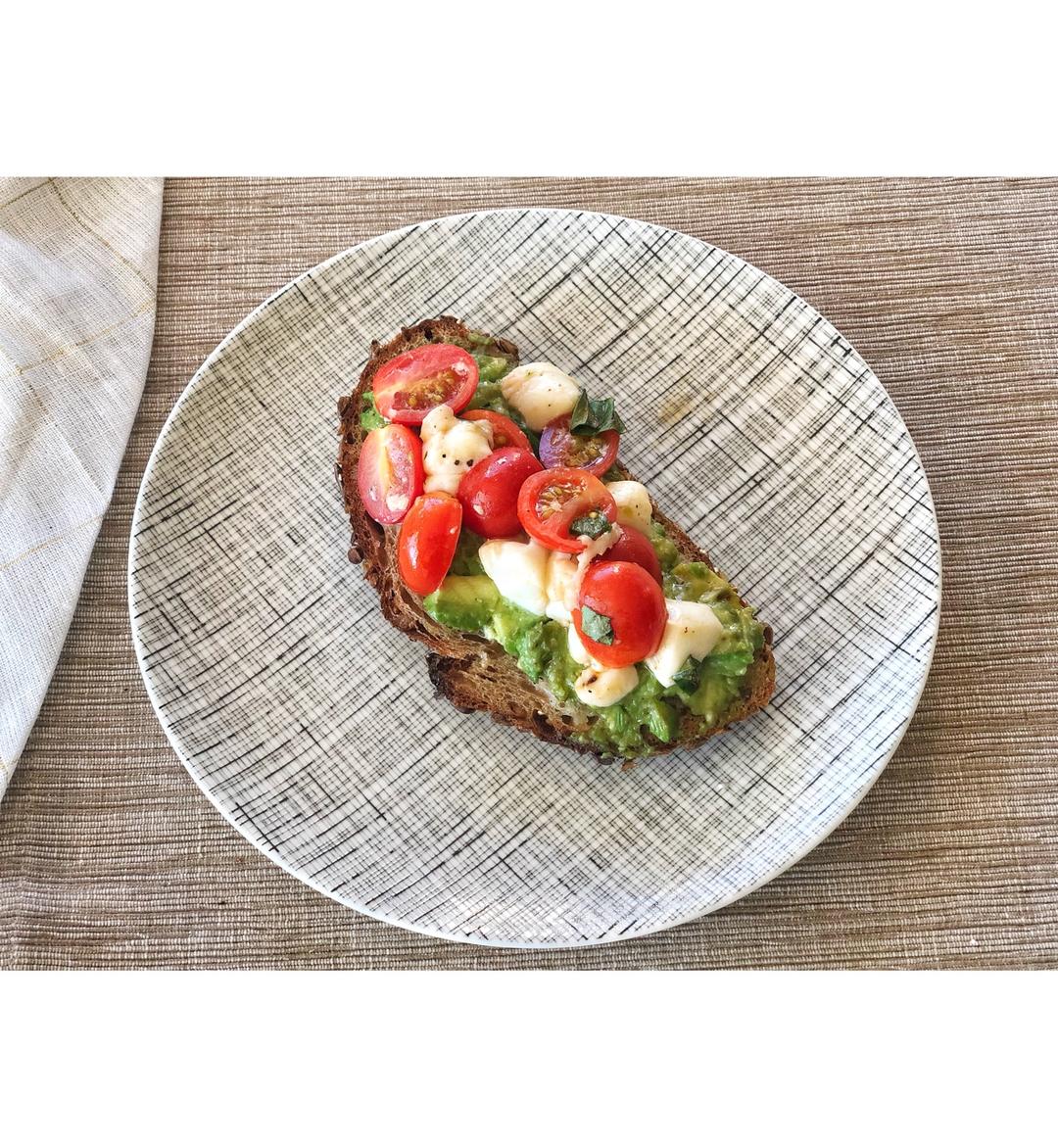 综合烤蔬菜蘸芝士牛油果海盐酱【健康鲜蔬】