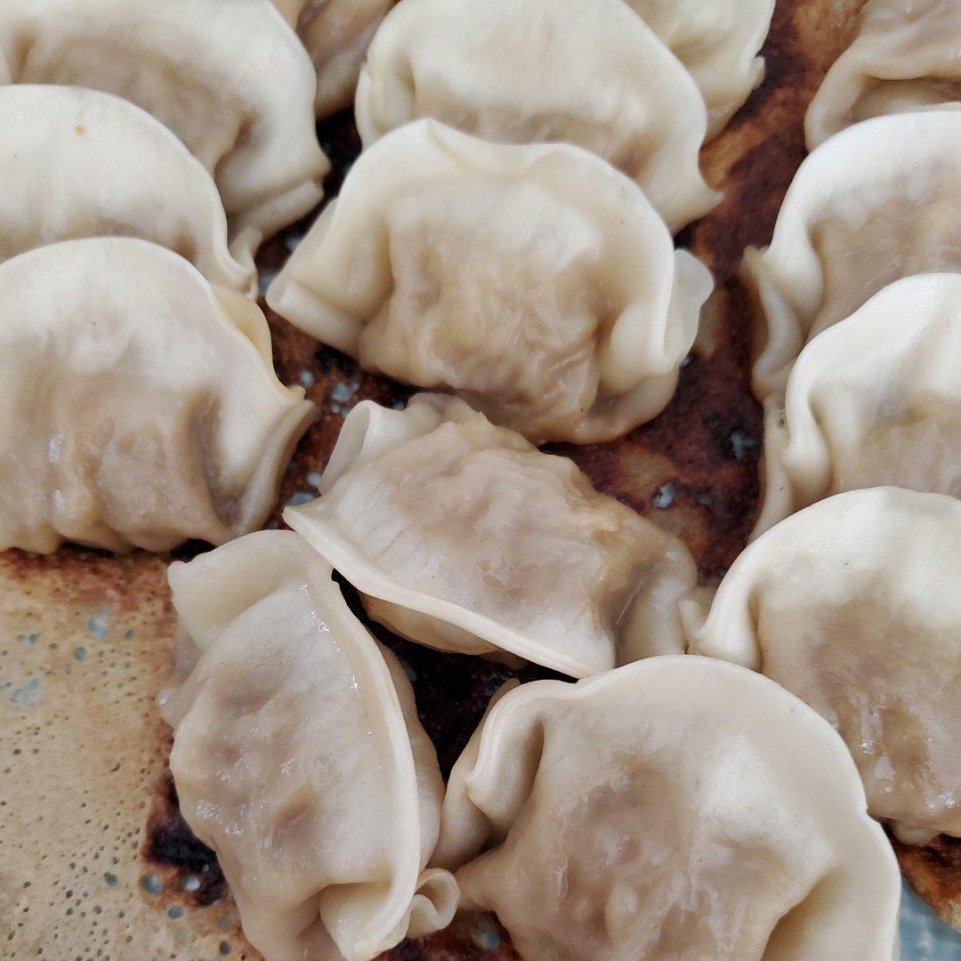 速冻饺子版煎饺