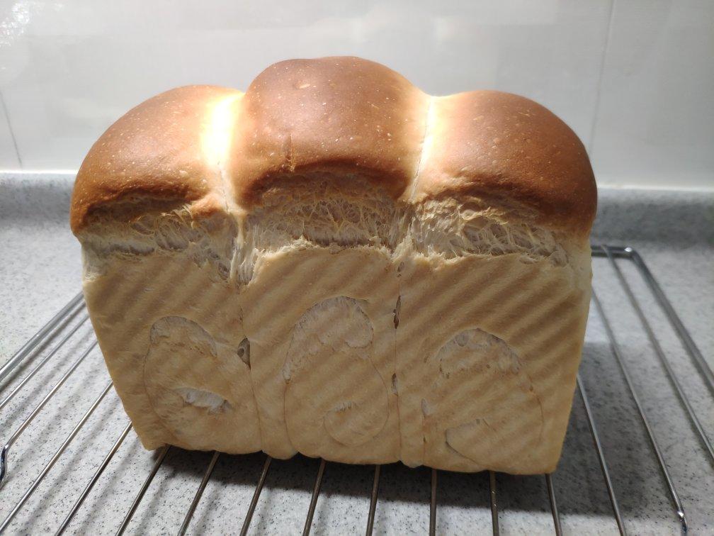 Poolish种（波兰种）吐司——不推荐不行的吐司配方