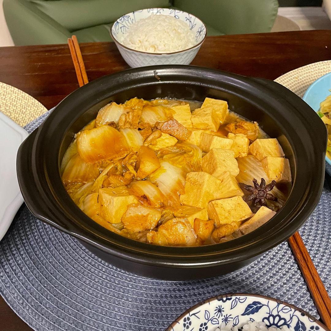 五花肉白菜炖豆腐