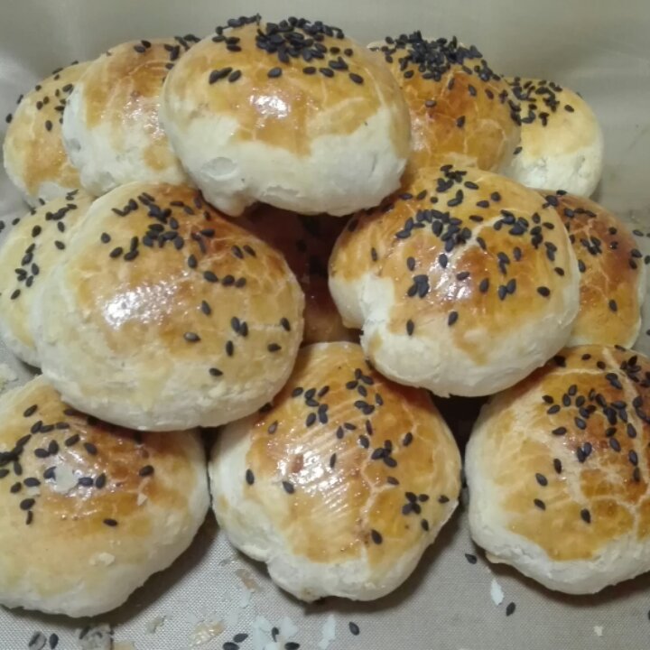 椒盐酥饼（自制椒盐芝麻馅）