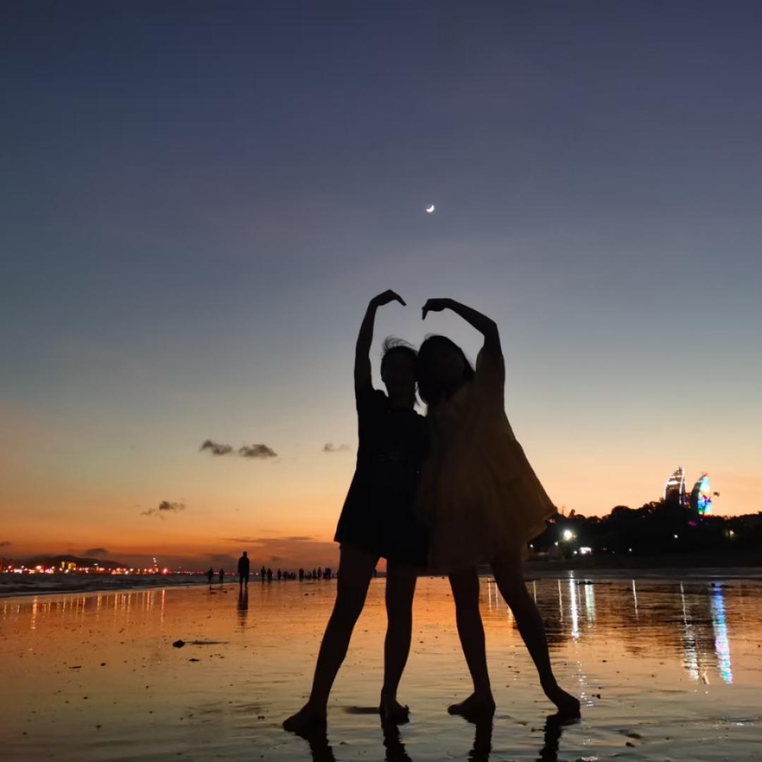 笙歌浅吟