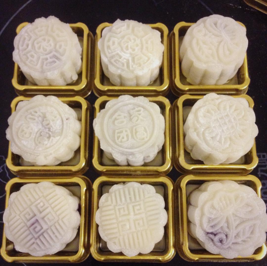 紫薯冰皮月饼