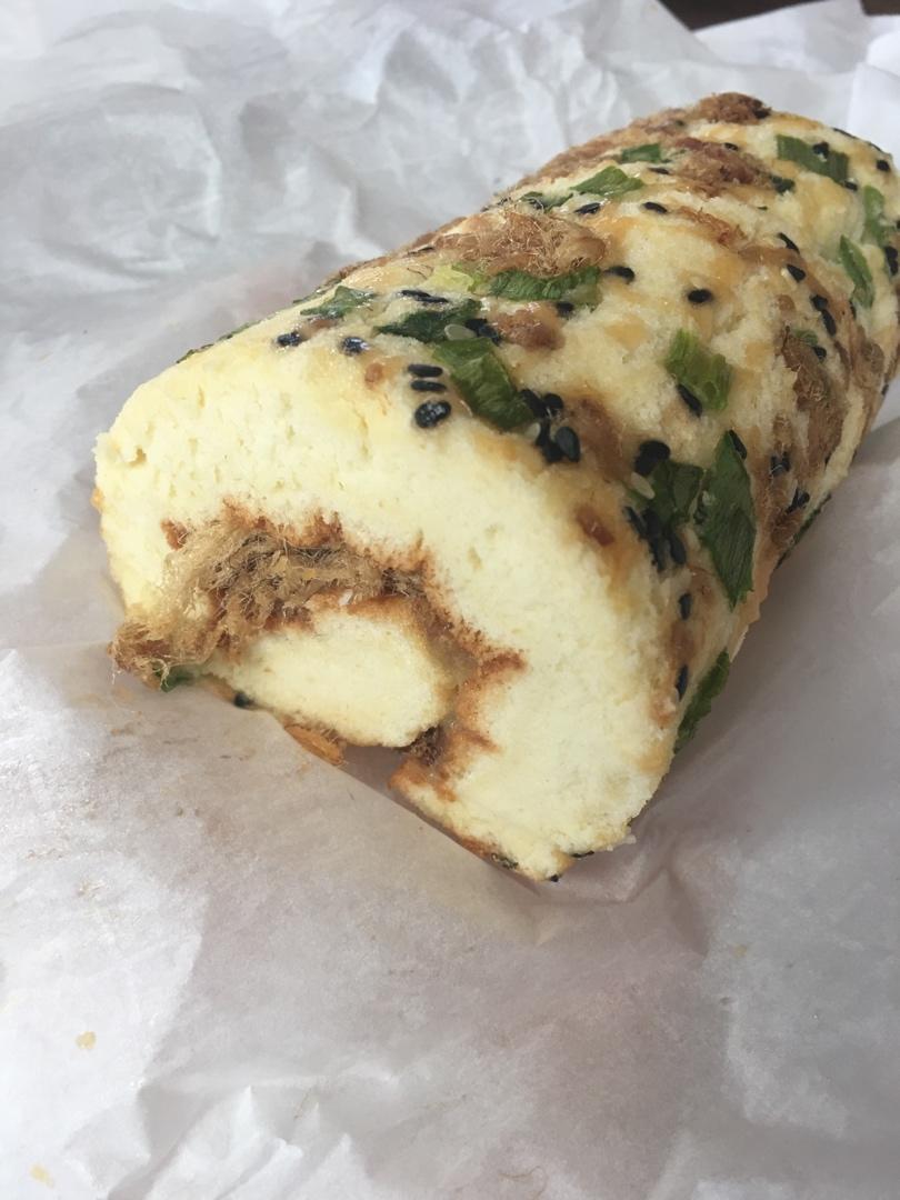 香葱肉松肥蛋糕卷～