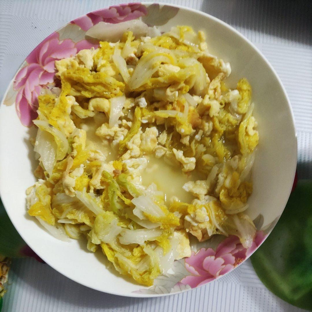 黄芽菜炒鸡蛋（清淡甜口软糯）
