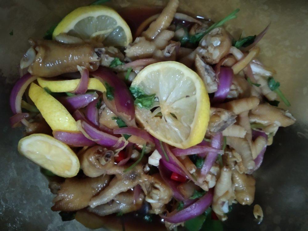 【柠檬酸辣鸡爪】自制超级无敌美味的网红鸡爪