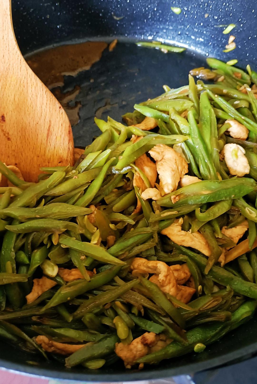 扁芸豆炒肉