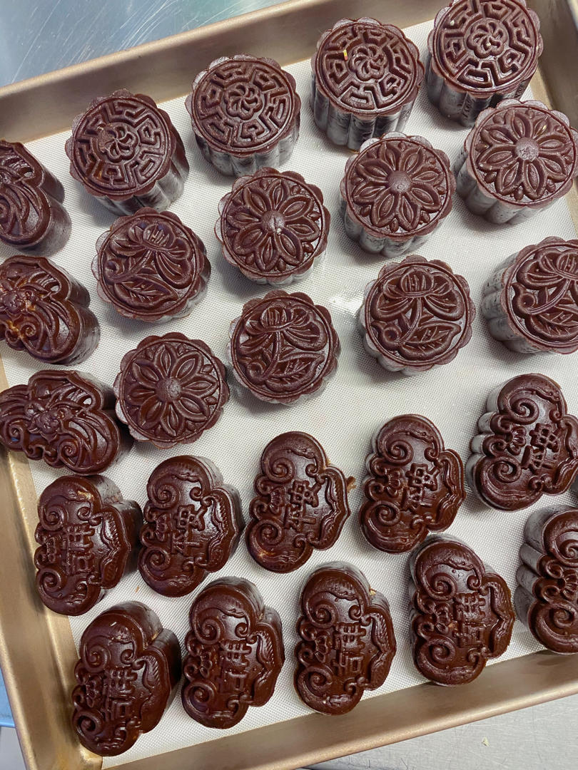 巧克力奶酪椰蓉拉丝月饼