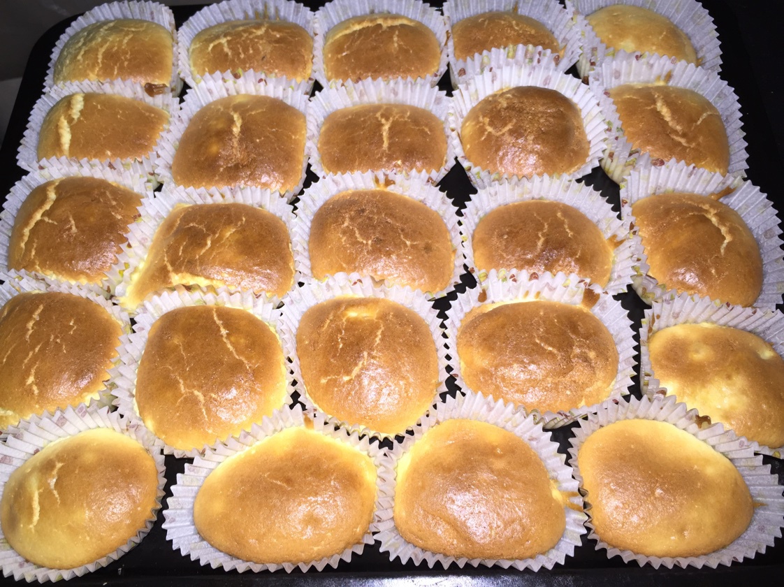 乳酪戚风小蛋糕